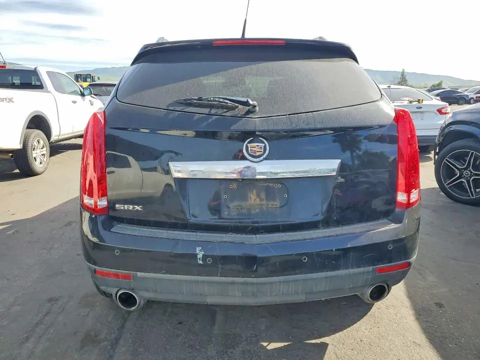 2011 CADILLAC SRX   