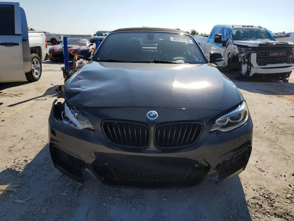 2016 BMW M235XI   