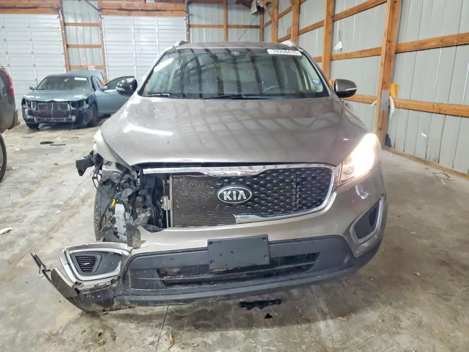 2016 KIA SORENTO LX  