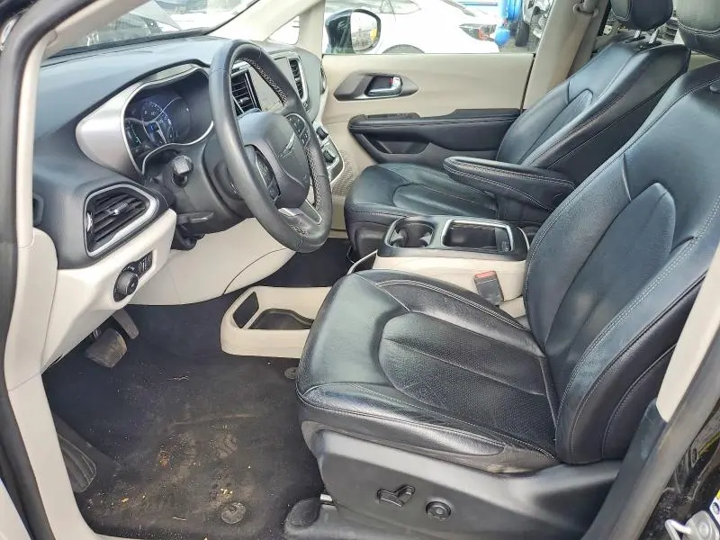 2022 CHRY PACIFICA T