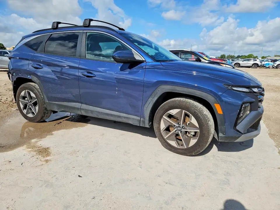 2025 HYUNDAI TUCSON SEL  