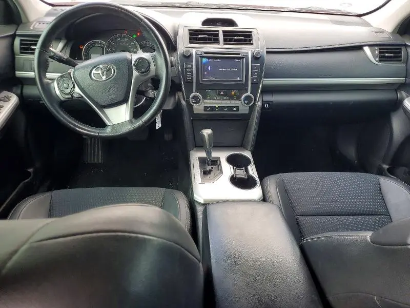 2013 TOYOTA CAMRY SE  