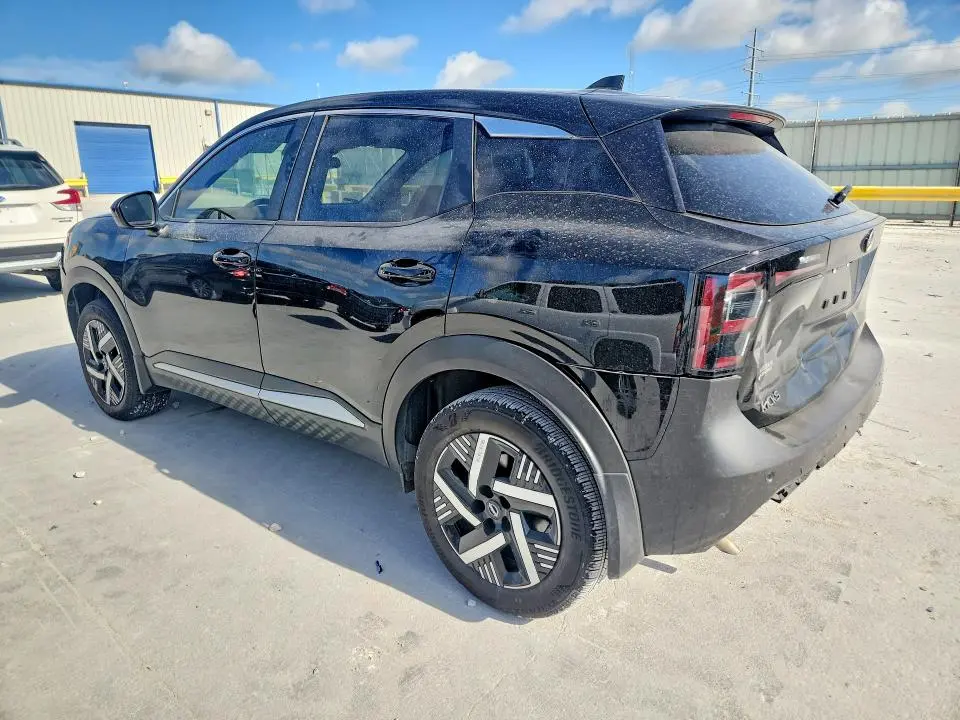 2025 NISSAN KICKS SV  