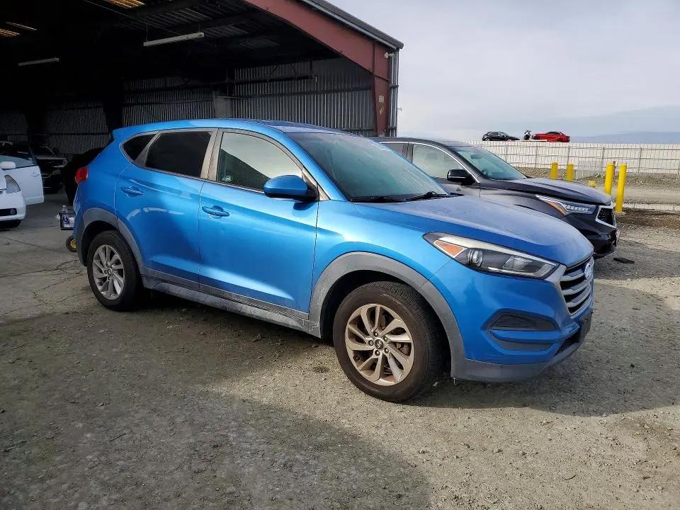 2018 HYUNDAI TUCSON SE  