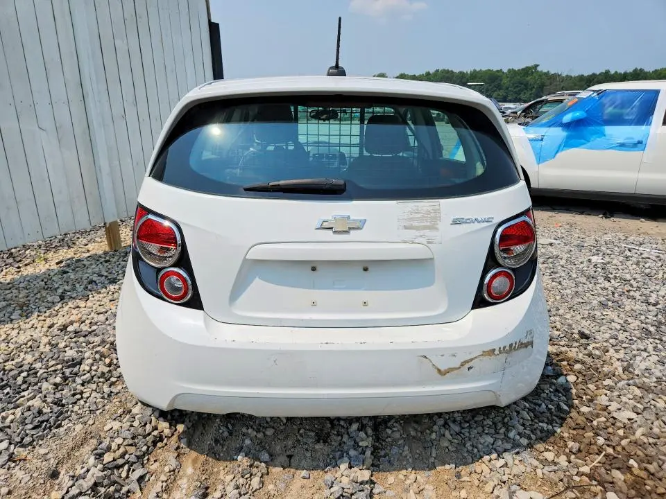 2016 CHEVROLET SONIC LS  
