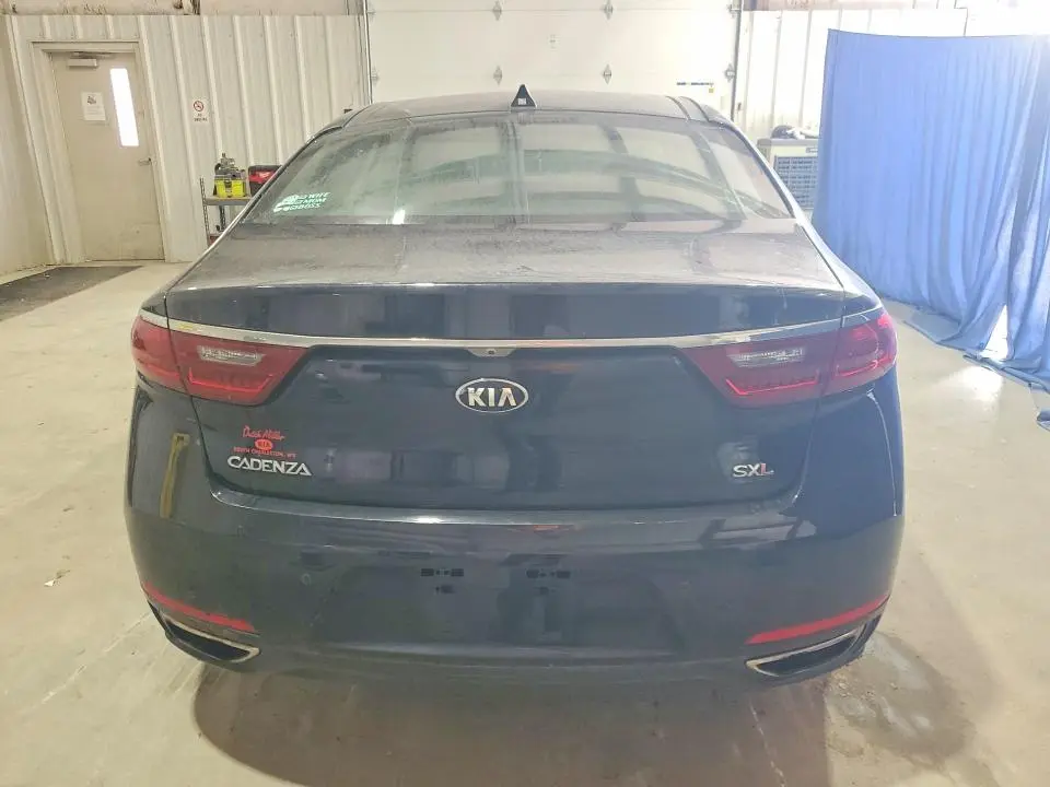 2018 KIA CADENZA LIMITED  