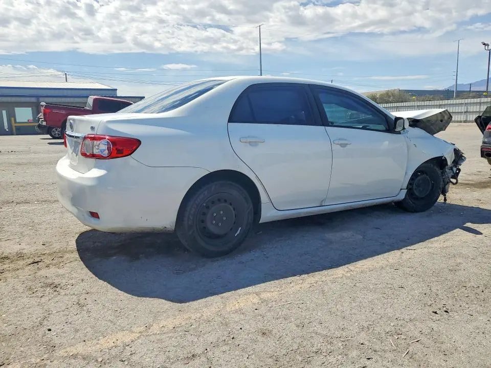 2011 TOYOTA COROLLA LE  