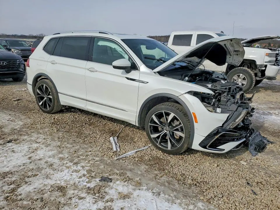 2022 VOLKSWAGEN TIGUAN SEL R-LINE  