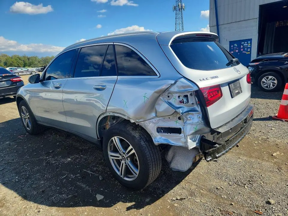 2022 MERCEDES-BENZ GLC 300 4MATIC  