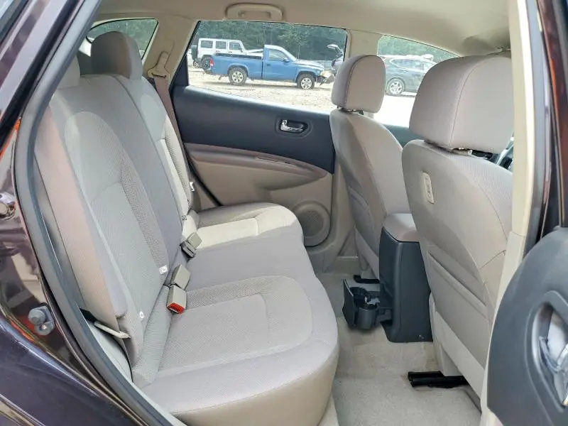 2013 NISSAN ROGUE S  