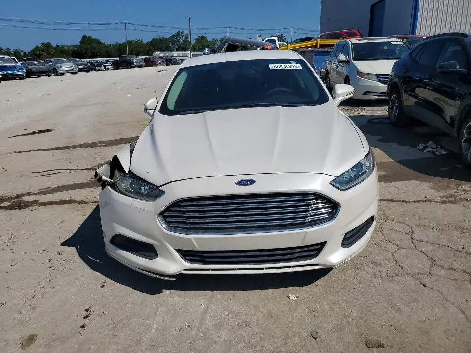 2013 FORD FUSION SE  