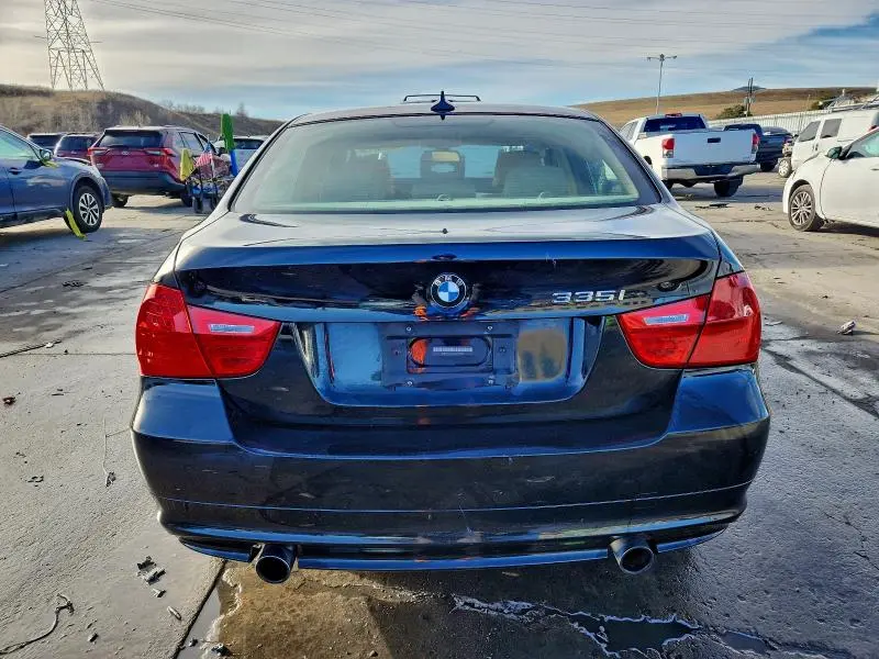 2011 BMW 335 XI  