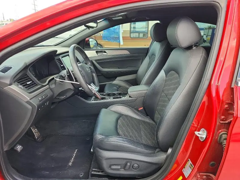 2018 HYUNDAI SONATA SPORT  
