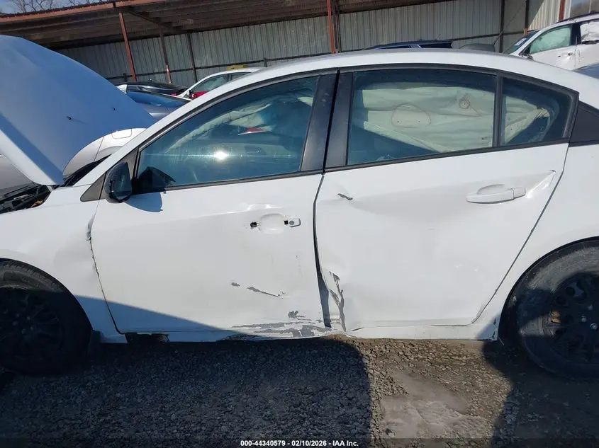 2016 CHEVROLET CRUZE LIMITED LS AUTO