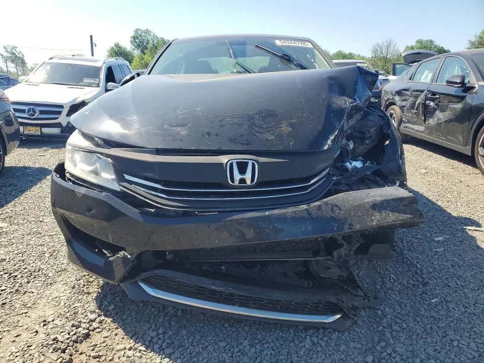 2017 HONDA ACCORD LX  