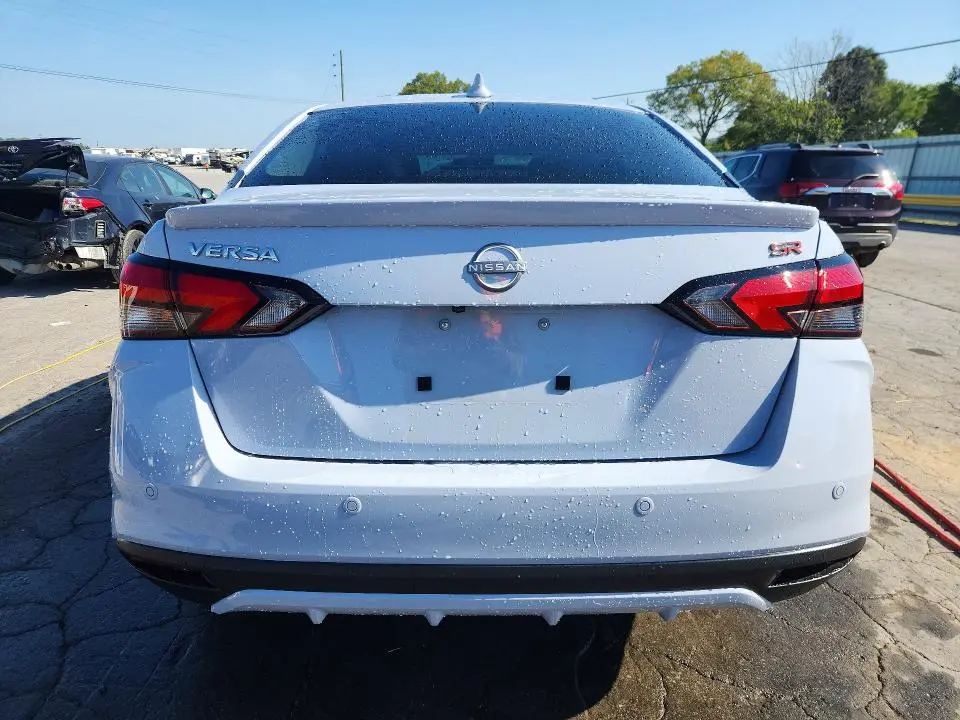 2025 NISSAN VERSA SR  