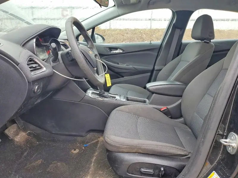 2019 CHEVROLET CRUZE LT  