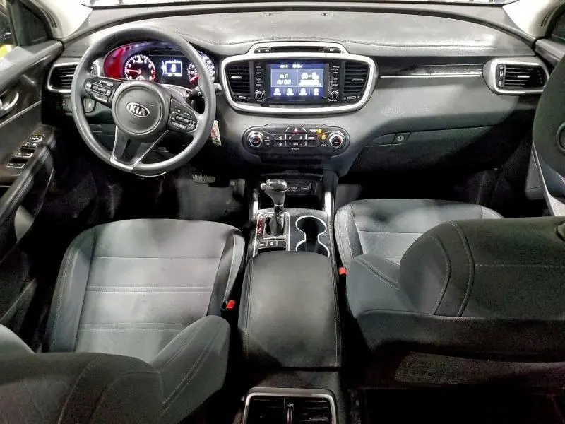2018 KIA SORENTO LX  