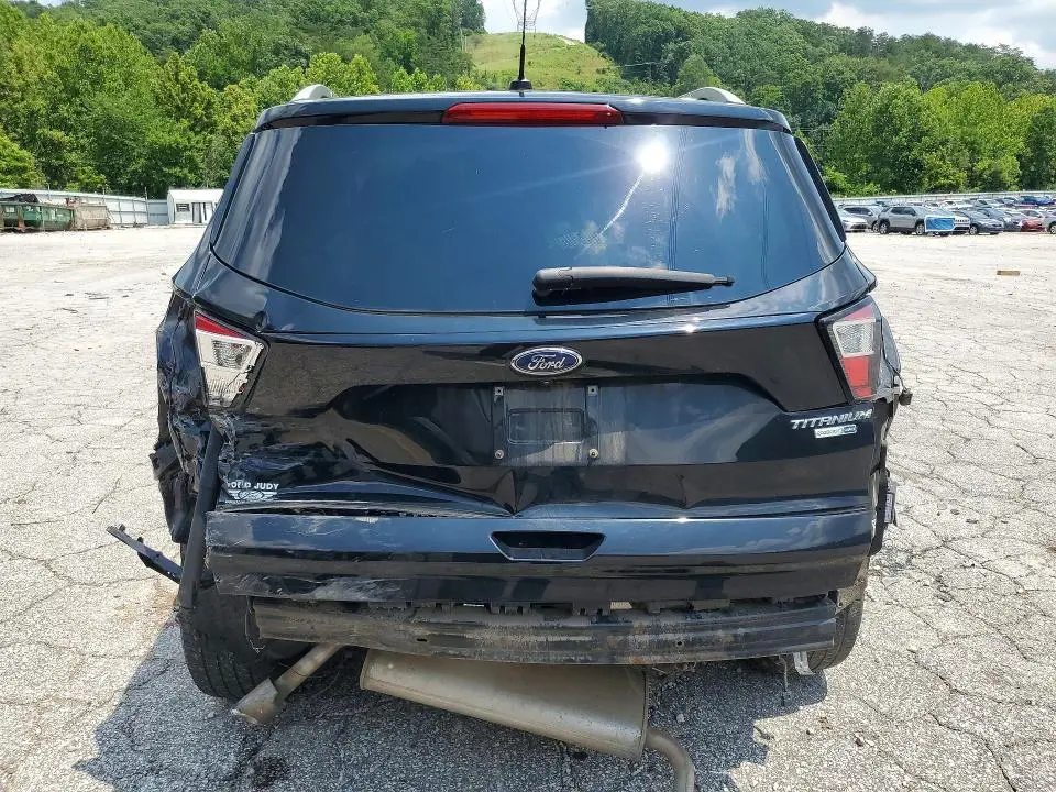 2017 FORD ESCAPE TITANIUM  