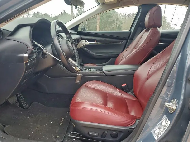 2023 MAZDA 3 PREFERRED  