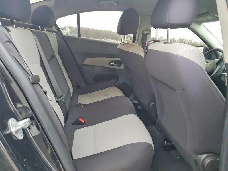 2013 CHEVROLET CRUZE LS  