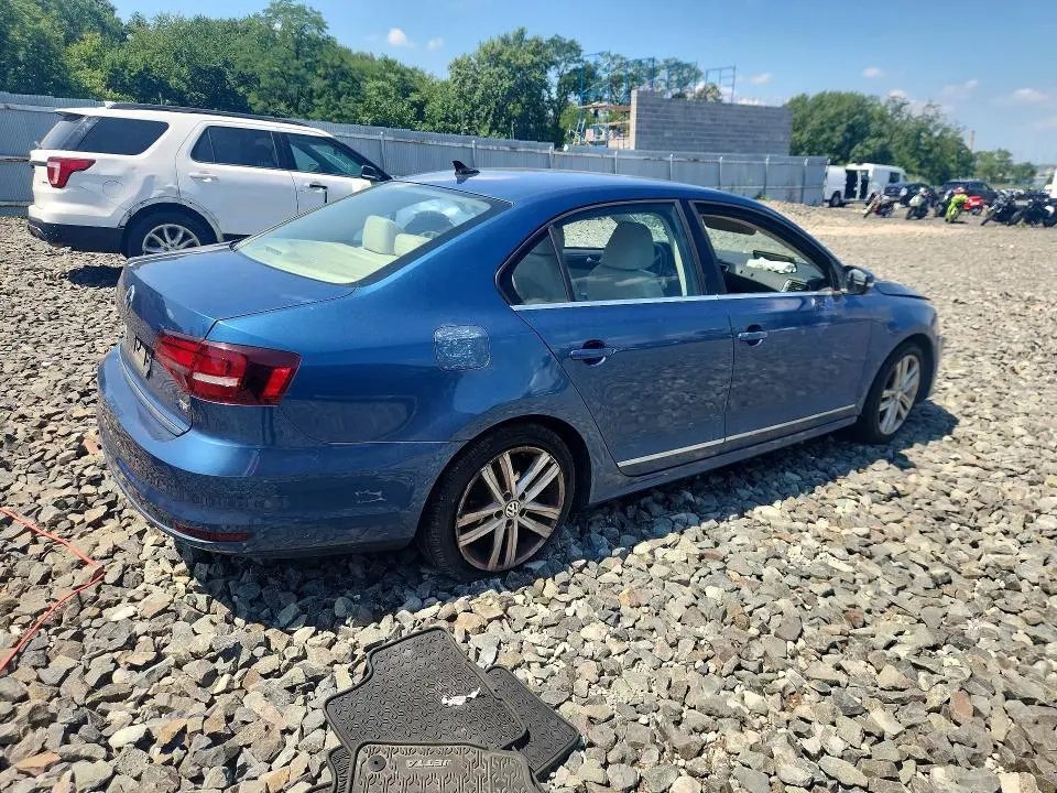 2017 VOLKSWAGEN JETTA SEL  