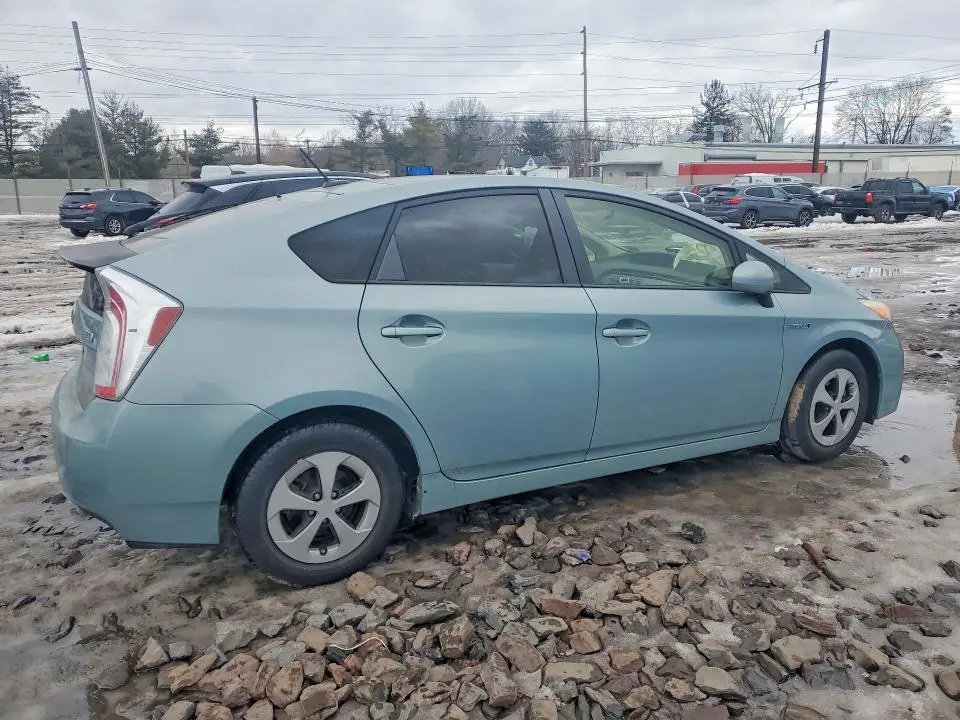 2013 TOYOTA PRIUS   