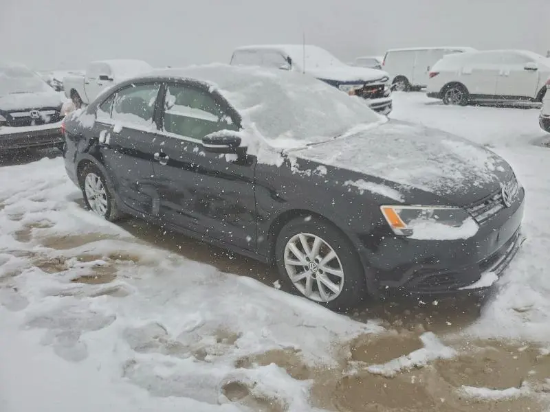 2011 VOLKSWAGEN JETTA SE  