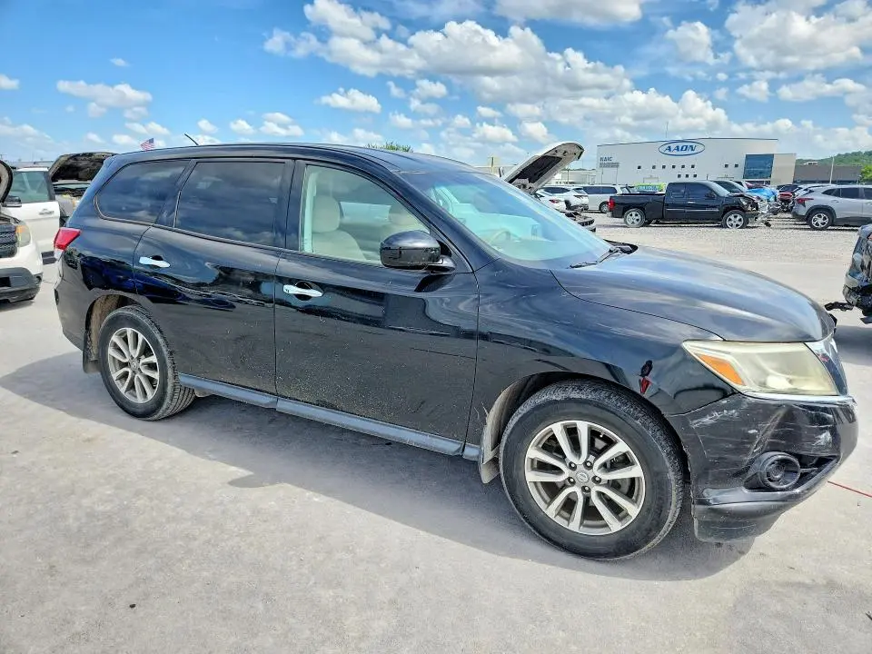 2014 NISSAN PATHFINDER S  