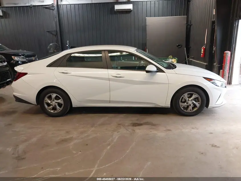 2021 HYUNDAI ELANTRA SE