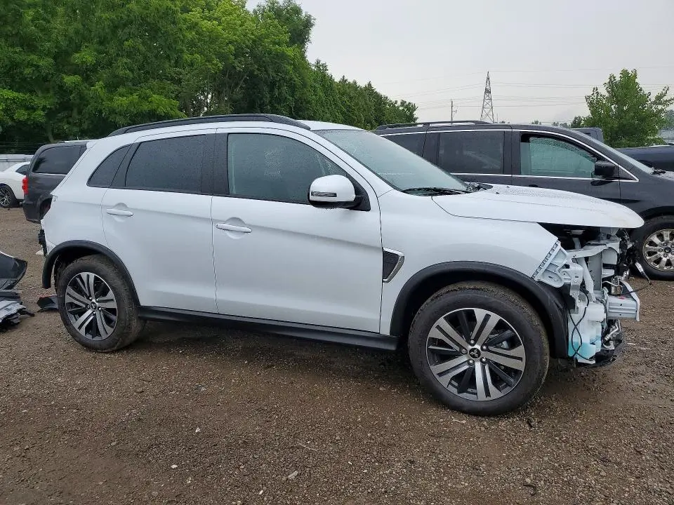 2026 MITSUBISHI RVR SE  