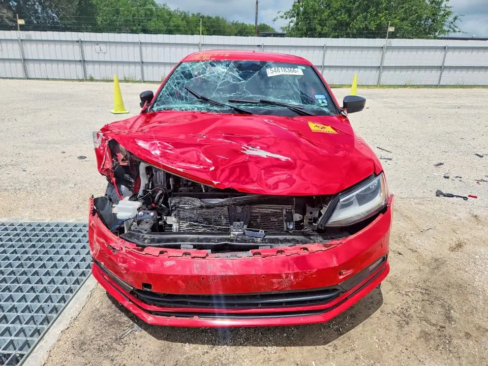 2016 VOLKSWAGEN JETTA SPORT  