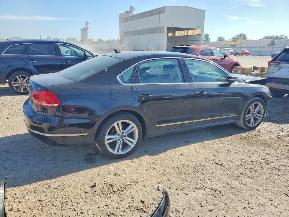 2013 VOLKSWAGEN PASSAT SEL  