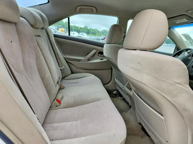 2011 TOYOTA CAMRY LE  