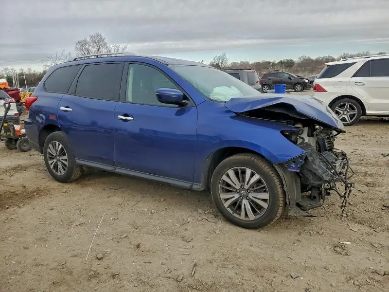 2017 NISSAN PATHFINDER S  
