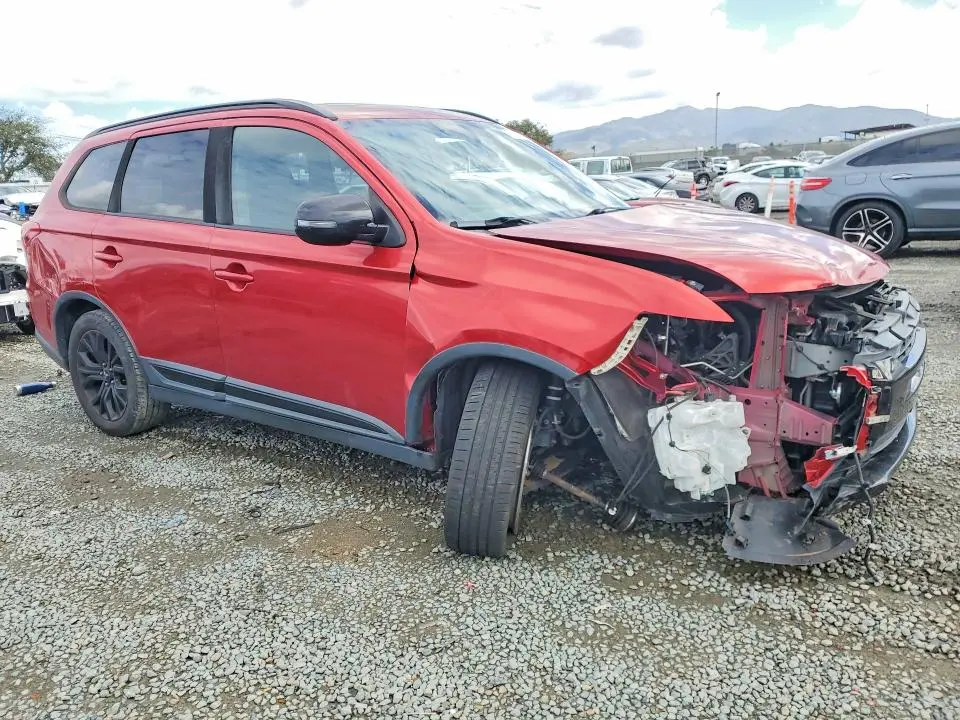 2018 MITSUBISHI OUTLANDER SE  
