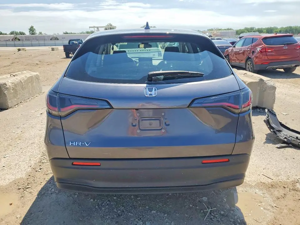 2024 HONDA HR-V LX  