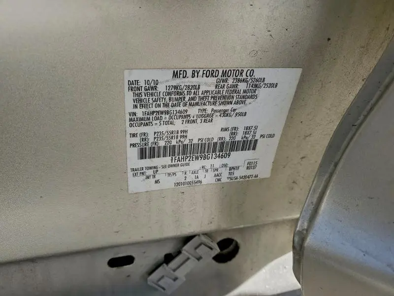 2011 FORD TAURUS SEL  