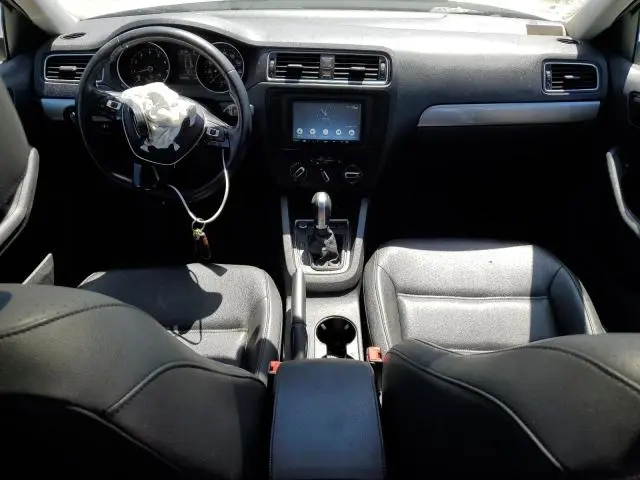2017 VOLKSWAGEN JETTA SE  