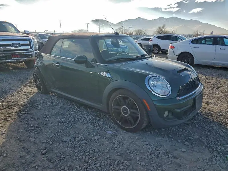 2013 MINI COOPER S  
