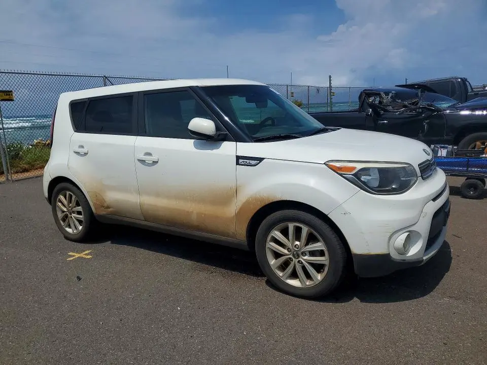 2019 KIA SOUL +  