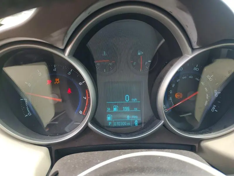 2012 CHEVROLET CRUZE LT  