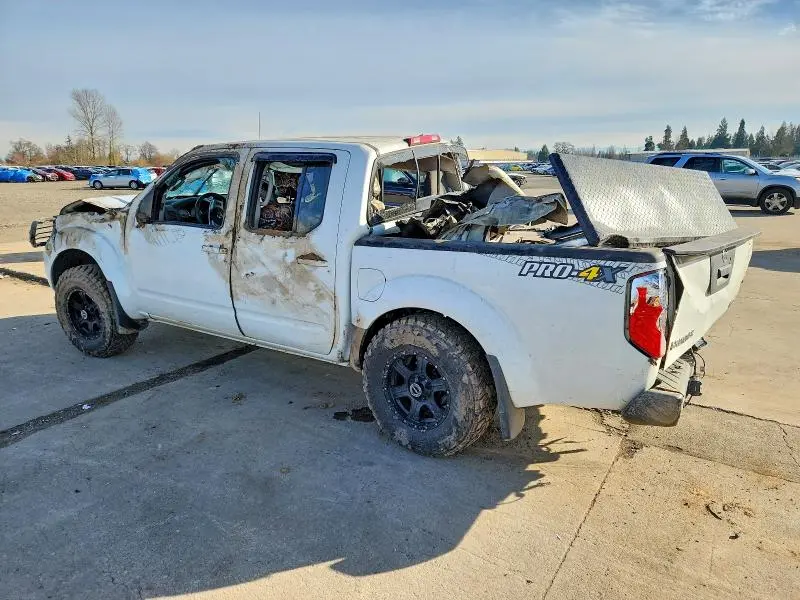 2017 NISSAN FRONTIER S  