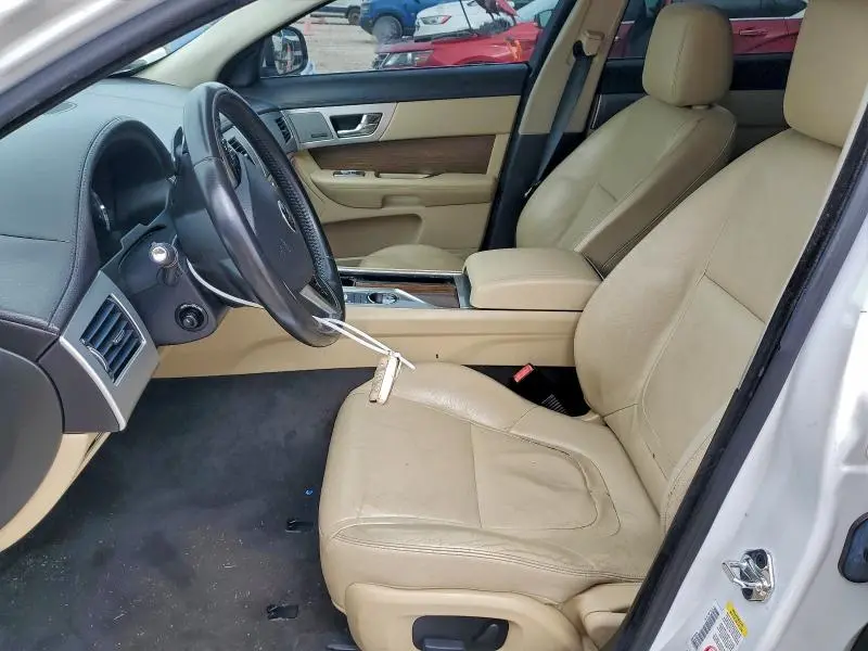 2015 JAGUAR XF 2.0T PREMIUM  