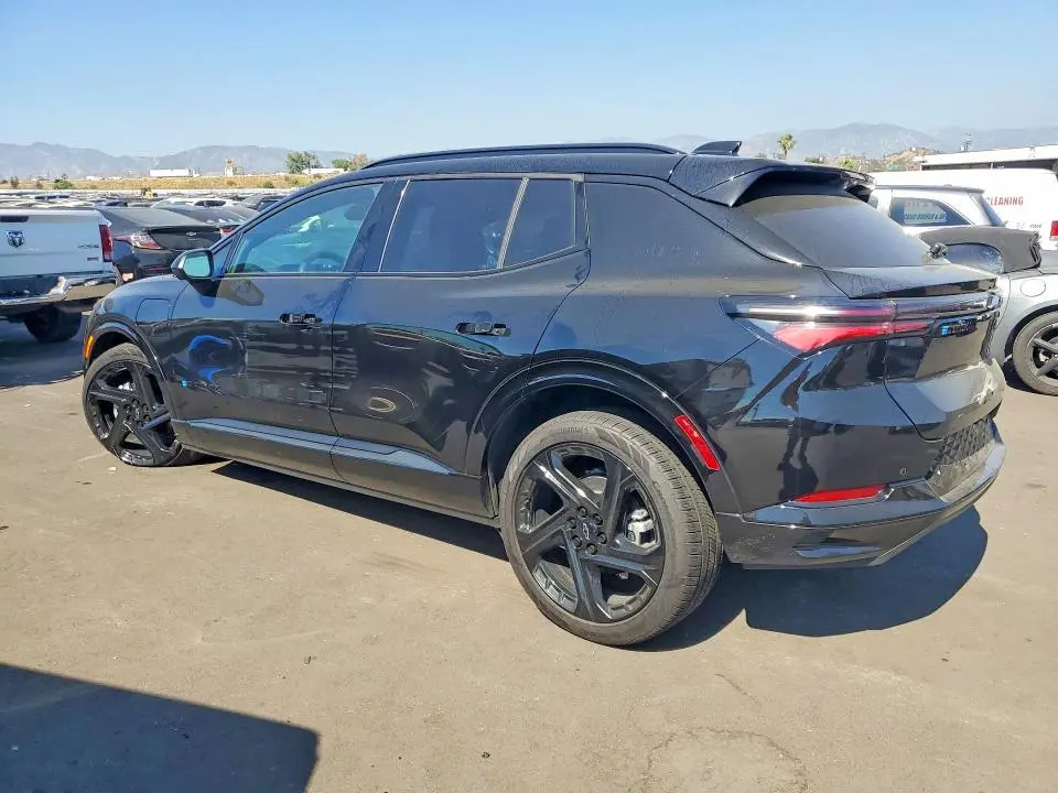 2025 CHEVROLET EQUINOX RS  