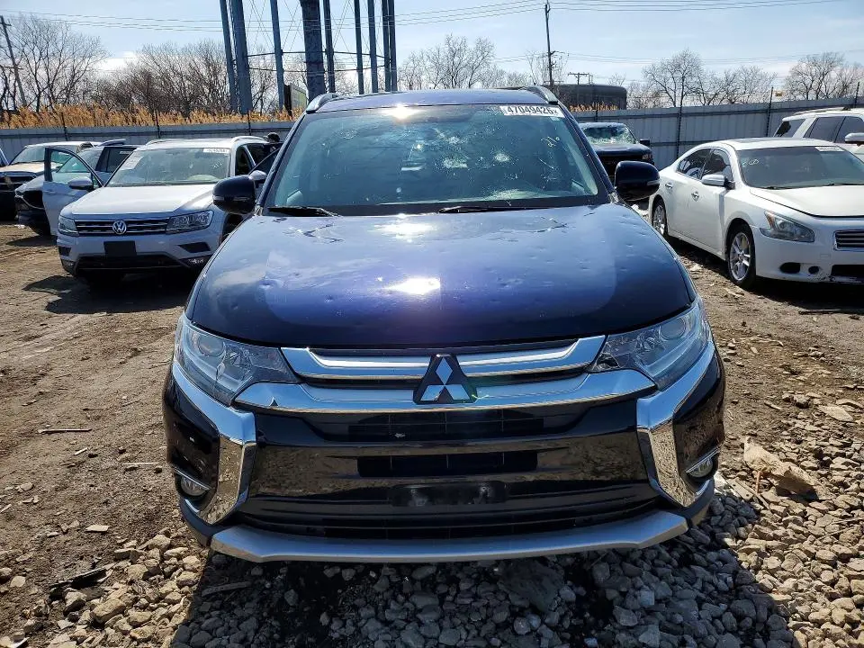 2016 MITSUBISHI OUTLANDER SE  