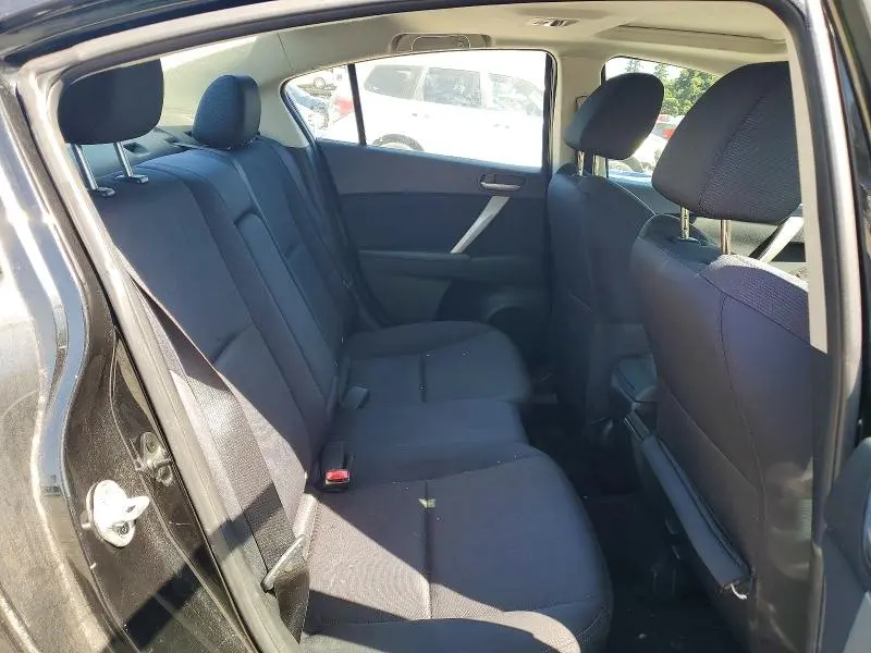2010 MAZDA 3 S  