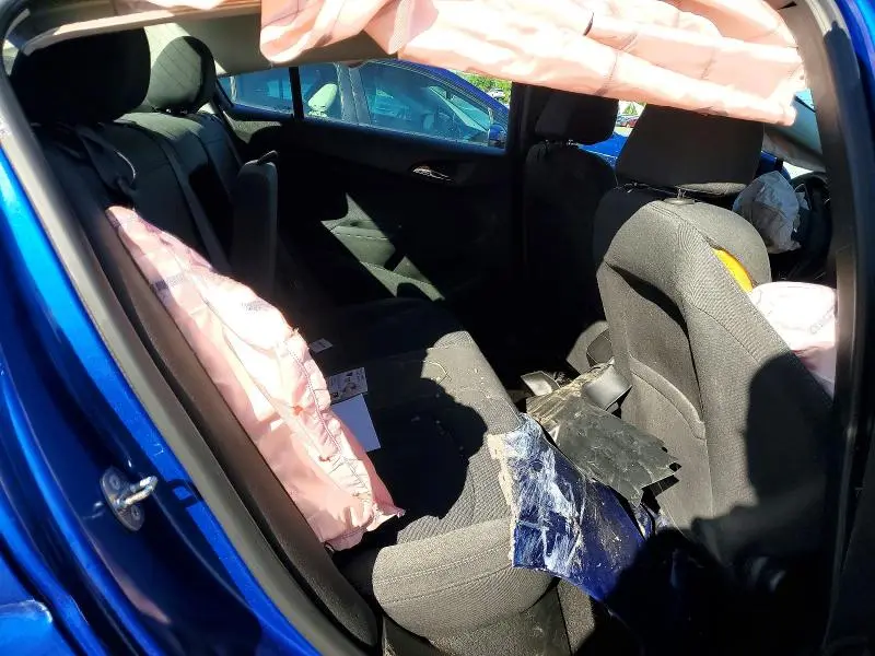 2017 CHEVROLET CRUZE LT  