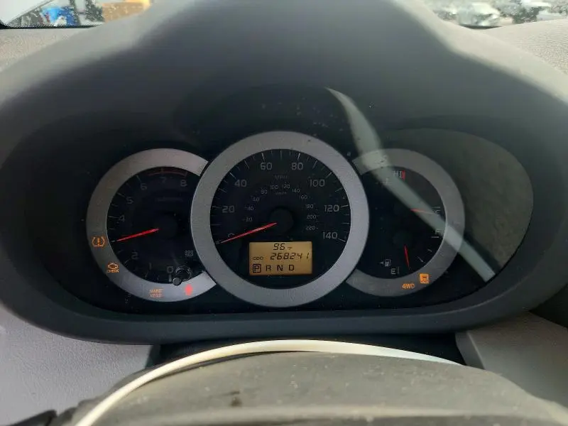 2011 TOYOTA RAV4 BASE  