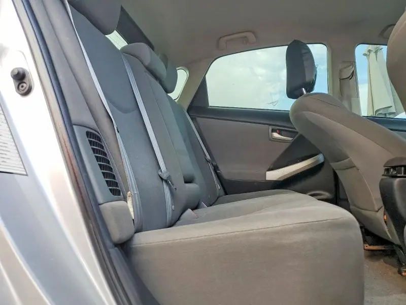 2013 TOYOTA PRIUS TWO  